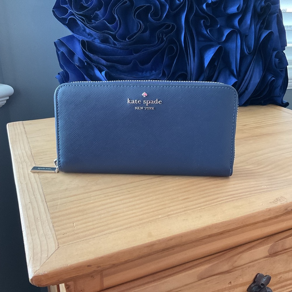 NWT Kate Spade Continental Wallet